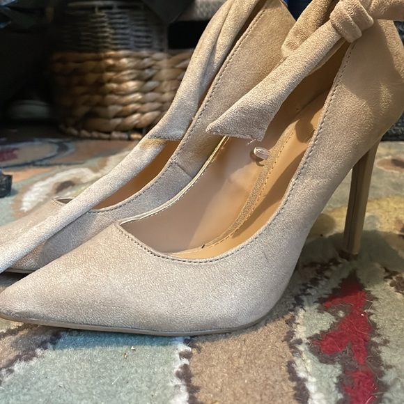 Express heels - Picture 2 of 6